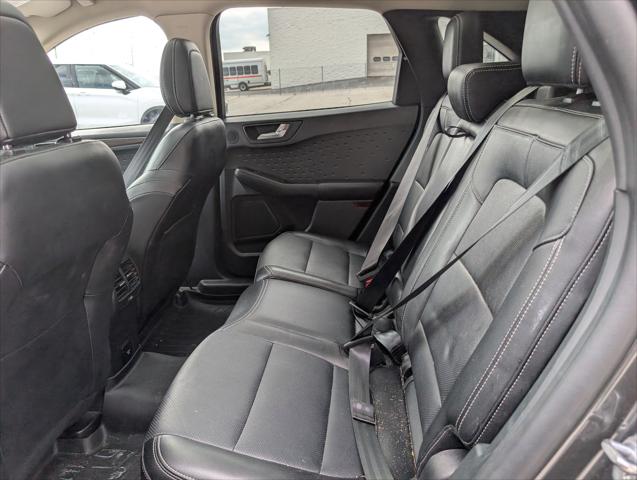 2020 Ford Escape Titanium Hybrid