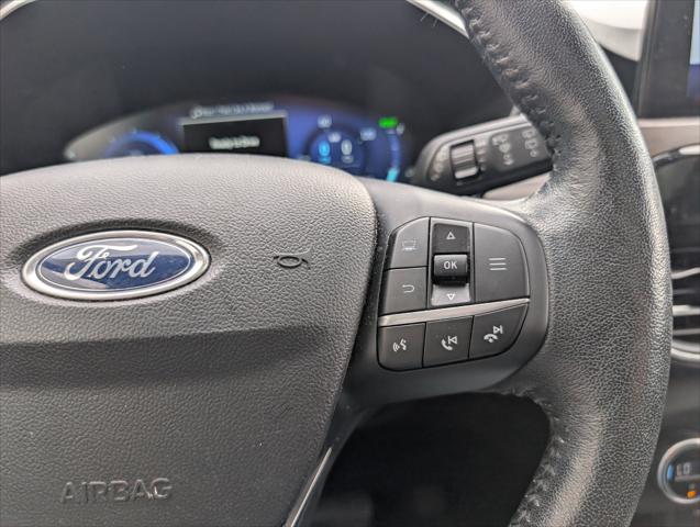 2020 Ford Escape Titanium Hybrid