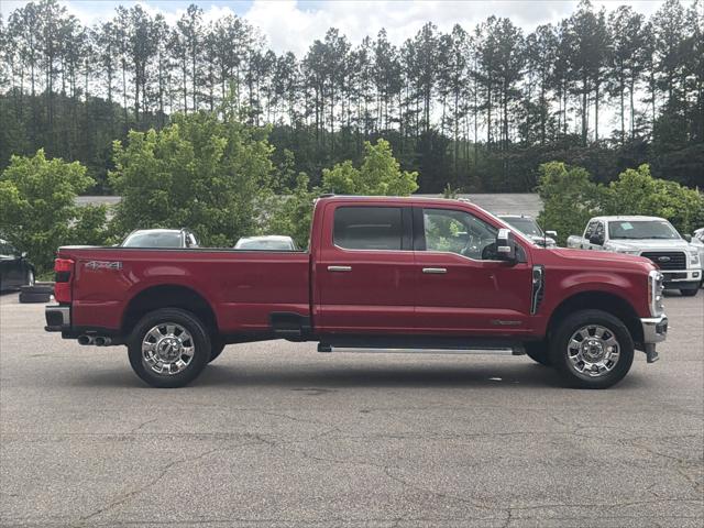 2023 Ford F-350 LARIAT