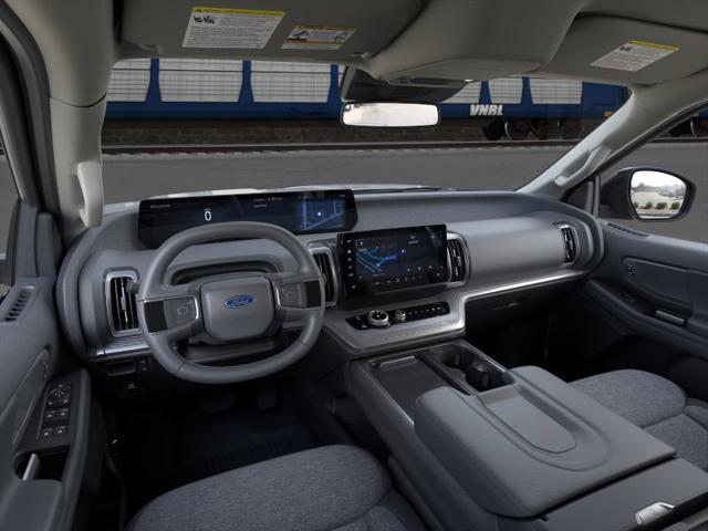 2026 Ford Expedition Max Active 4x2