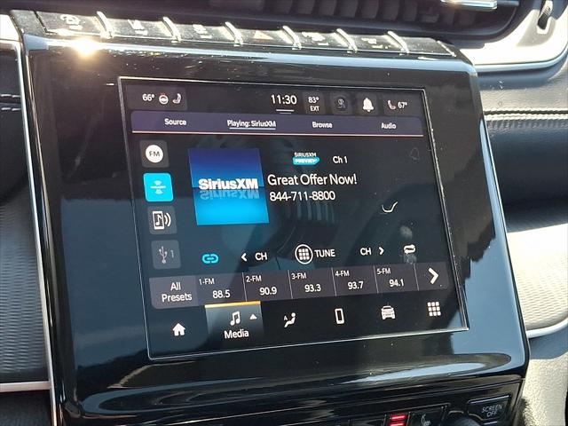 2023 Jeep Grand Cherokee L Laredo 4x4
