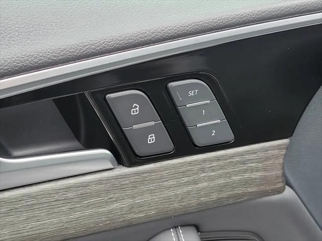 2023 Audi A4 Premium Plus 45 TFSI S line quattro S tronic