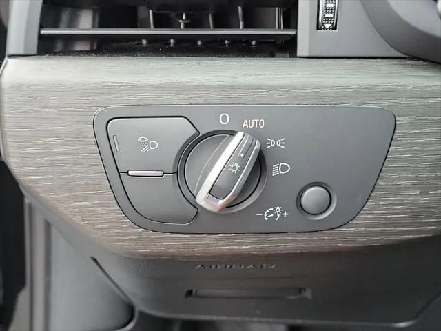 2023 Audi A4 Premium Plus 45 TFSI S line quattro S tronic