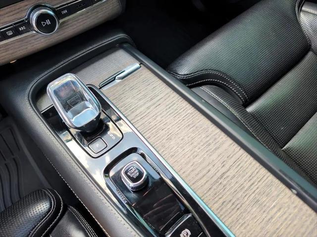 2023 Volvo XC90 B6 Ultimate 7-Seater