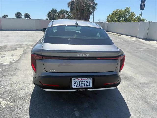 2026 Kia K4 LXS