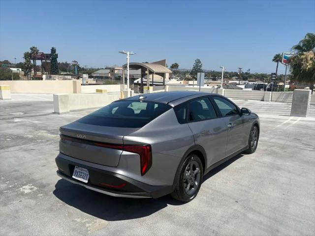 2026 Kia K4 LXS