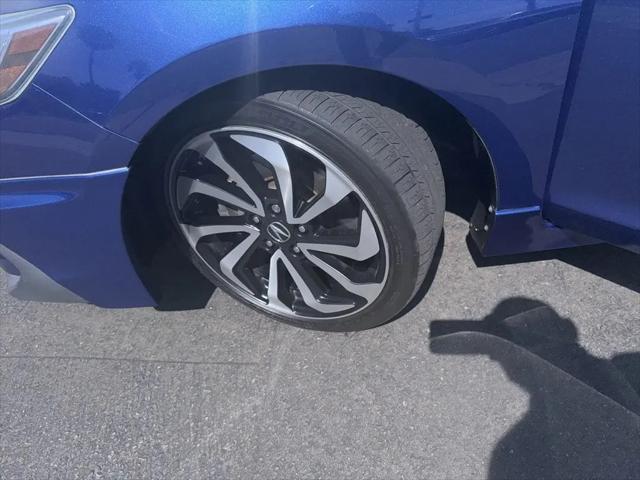 2016 Acura ILX Premium & A-SPEC Packages