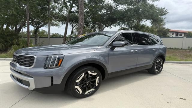 2023 Kia Telluride S