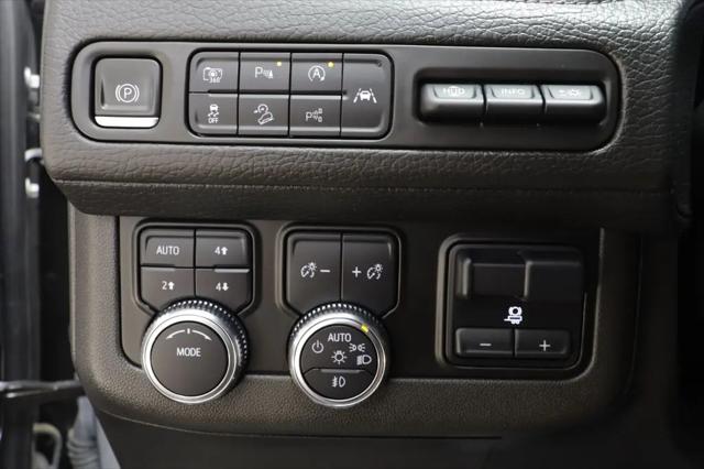 2023 GMC Yukon 4WD Denali
