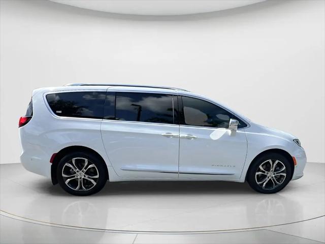 2024 Chrysler Pacifica Pinnacle AWD