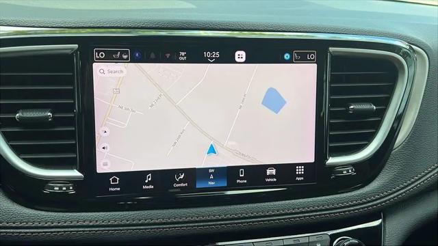 2024 Chrysler Pacifica Pinnacle AWD