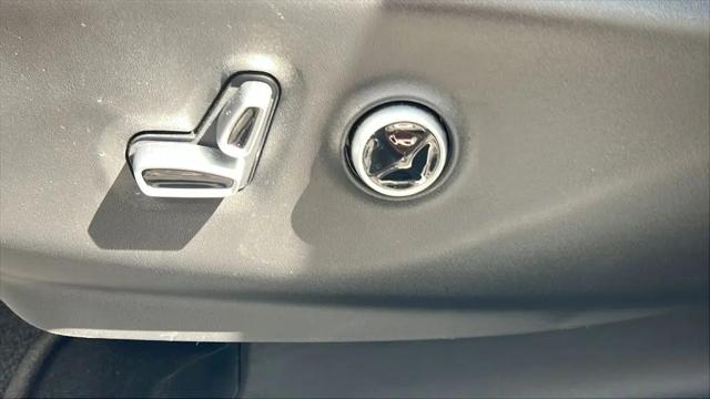 2024 Chrysler Pacifica Pinnacle AWD