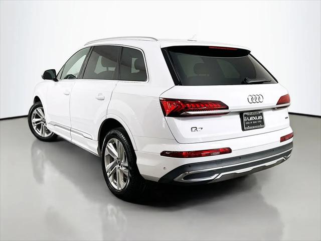 2023 Audi Q7 Premium 55 TFSI quattro Tiptronic