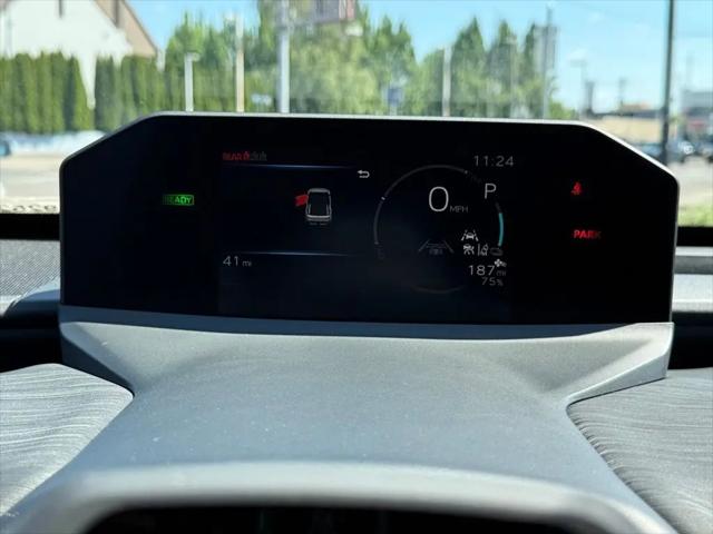 2026 Toyota C-HR XSE