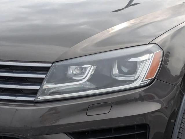 2016 Volkswagen Touareg VR6 Sport