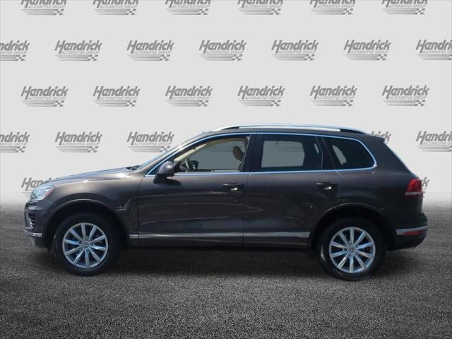 2016 Volkswagen Touareg VR6 Sport