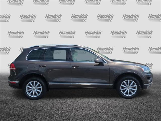 2016 Volkswagen Touareg VR6 Sport