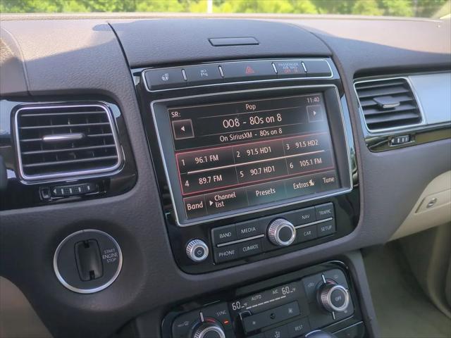2016 Volkswagen Touareg VR6 Sport