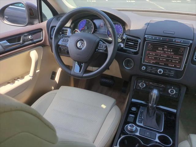 2016 Volkswagen Touareg VR6 Sport