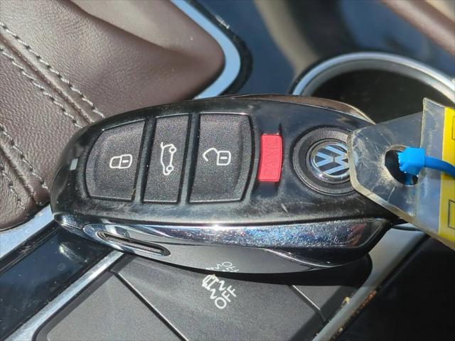 2016 Volkswagen Touareg VR6 Sport