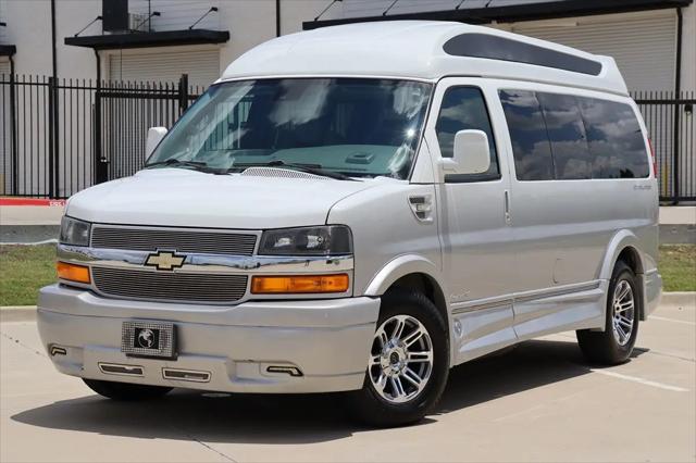 2021 Chevrolet Express Passenger RWD 2500 Regular Wheelbase LS