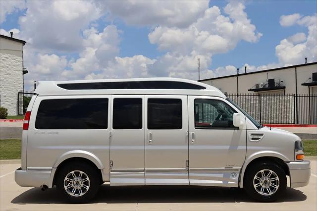 2021 Chevrolet Express Passenger RWD 2500 Regular Wheelbase LS