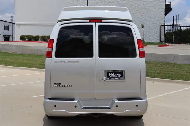 2021 Chevrolet Express Passenger RWD 2500 Regular Wheelbase LS