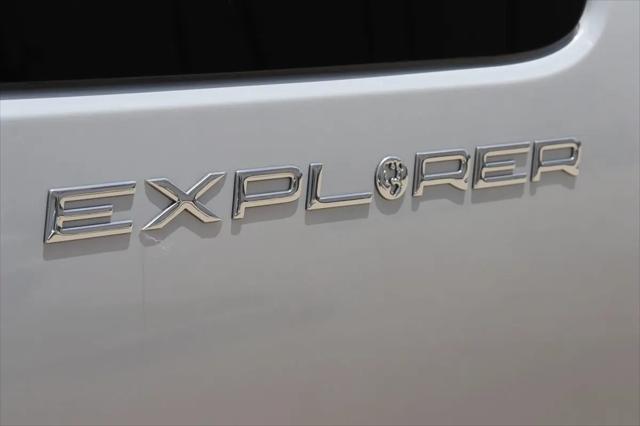 2021 Chevrolet Express Passenger RWD 2500 Regular Wheelbase LS