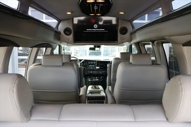 2021 Chevrolet Express Passenger RWD 2500 Regular Wheelbase LS
