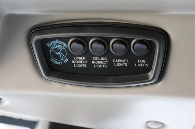 2021 Chevrolet Express Passenger RWD 2500 Regular Wheelbase LS