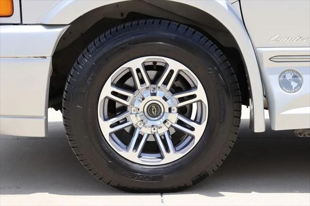 2021 Chevrolet Express Passenger RWD 2500 Regular Wheelbase LS