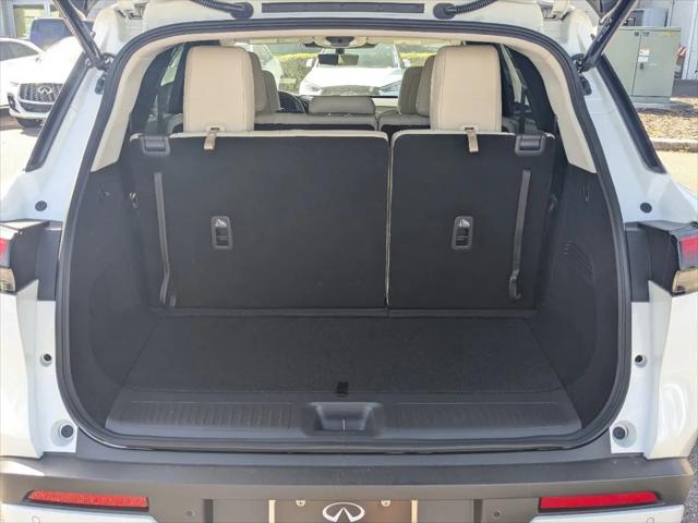 2025 INFINITI QX60 LUXE
