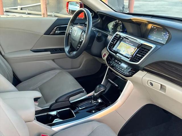 2017 Honda Accord Hybrid Touring