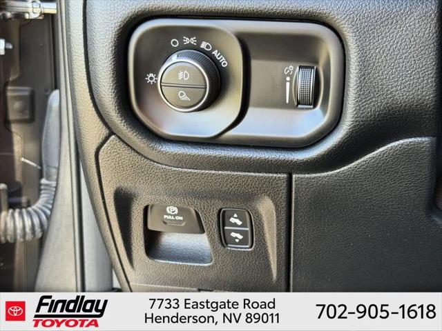 2021 Ram 1500 Big Horn Crew Cab 4x4 5'7" Box