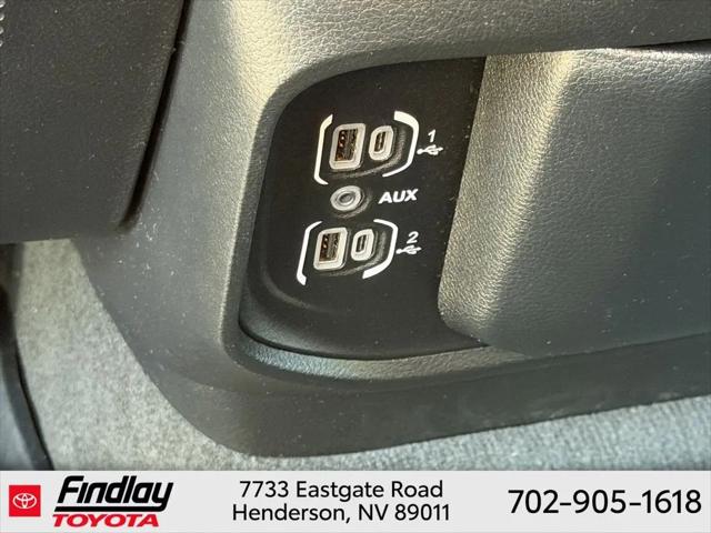 2021 Ram 1500 Big Horn Crew Cab 4x4 5'7" Box