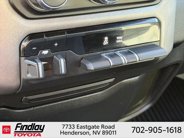 2021 Ram 1500 Big Horn Crew Cab 4x4 5'7" Box