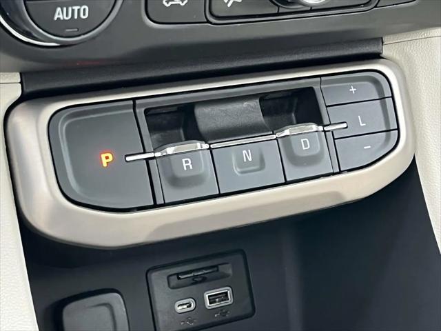 2022 GMC Acadia FWD Denali