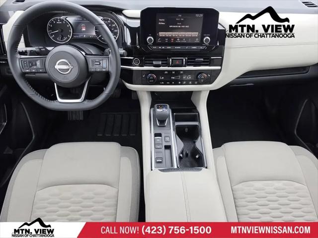 2022 Nissan Pathfinder SV 2WD