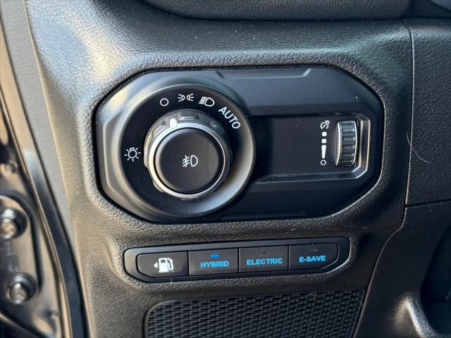 2023 Jeep Wrangler 4xe Sahara 4x4