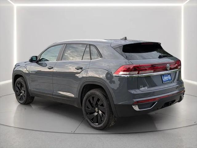 2026 Volkswagen Atlas Cross Sport SE with Technology