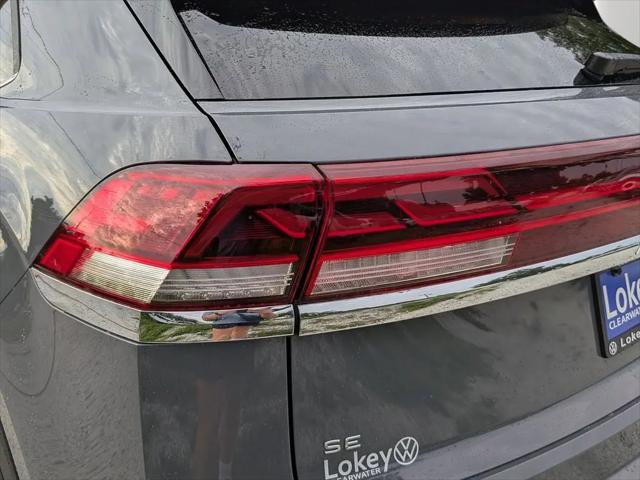 2026 Volkswagen Atlas Cross Sport SE with Technology