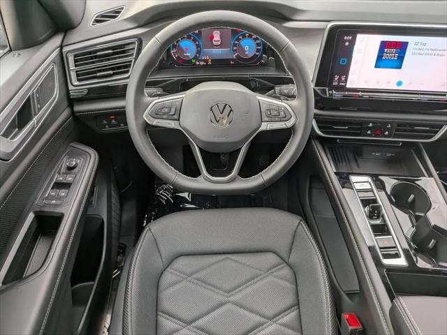 2026 Volkswagen Atlas Cross Sport SE with Technology
