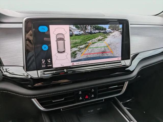 2026 Volkswagen Atlas Cross Sport SE with Technology