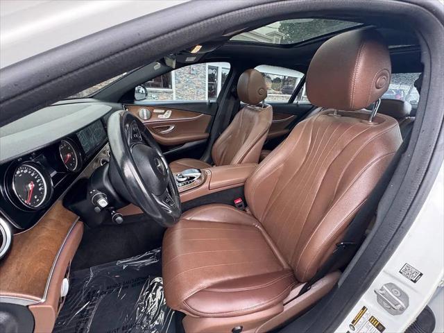 2018 Mercedes-Benz E-CLASS E 300 E 300