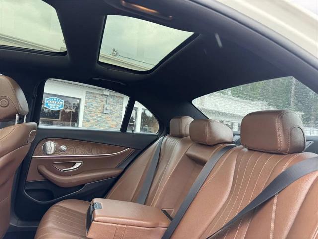 2018 Mercedes-Benz E-CLASS E 300 E 300