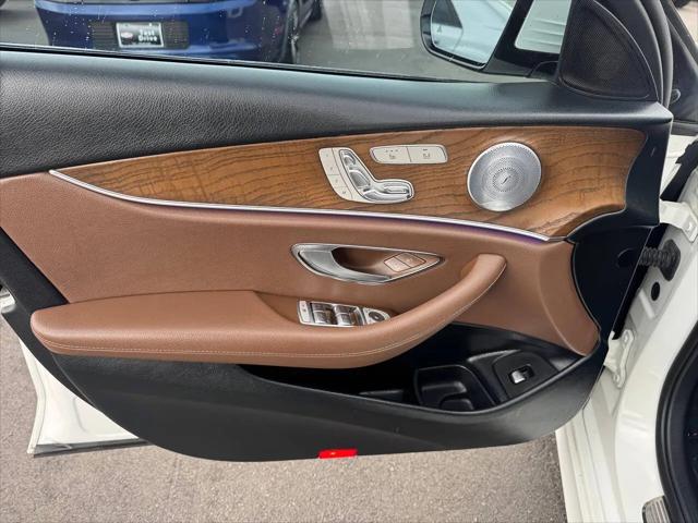 2018 Mercedes-Benz E-CLASS E 300 E 300