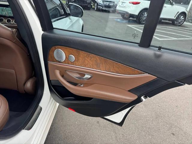 2018 Mercedes-Benz E-CLASS E 300 E 300