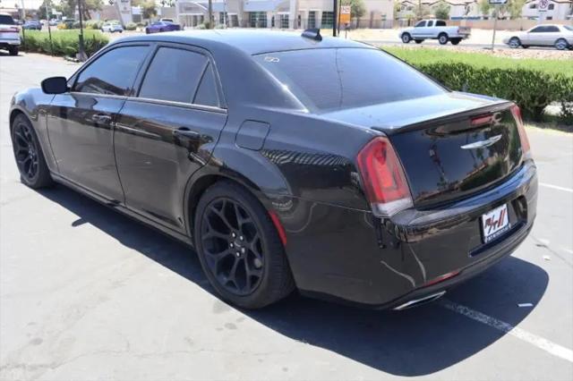 2019 Chrysler 300 Touring