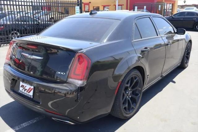 2019 Chrysler 300 Touring