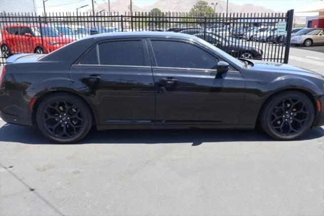 2019 Chrysler 300 Touring